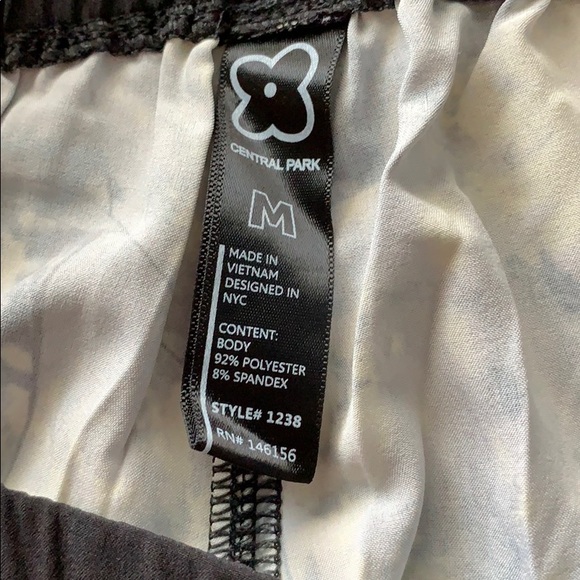 Central Park ACTIVE WEAR - Picture 4 of 8